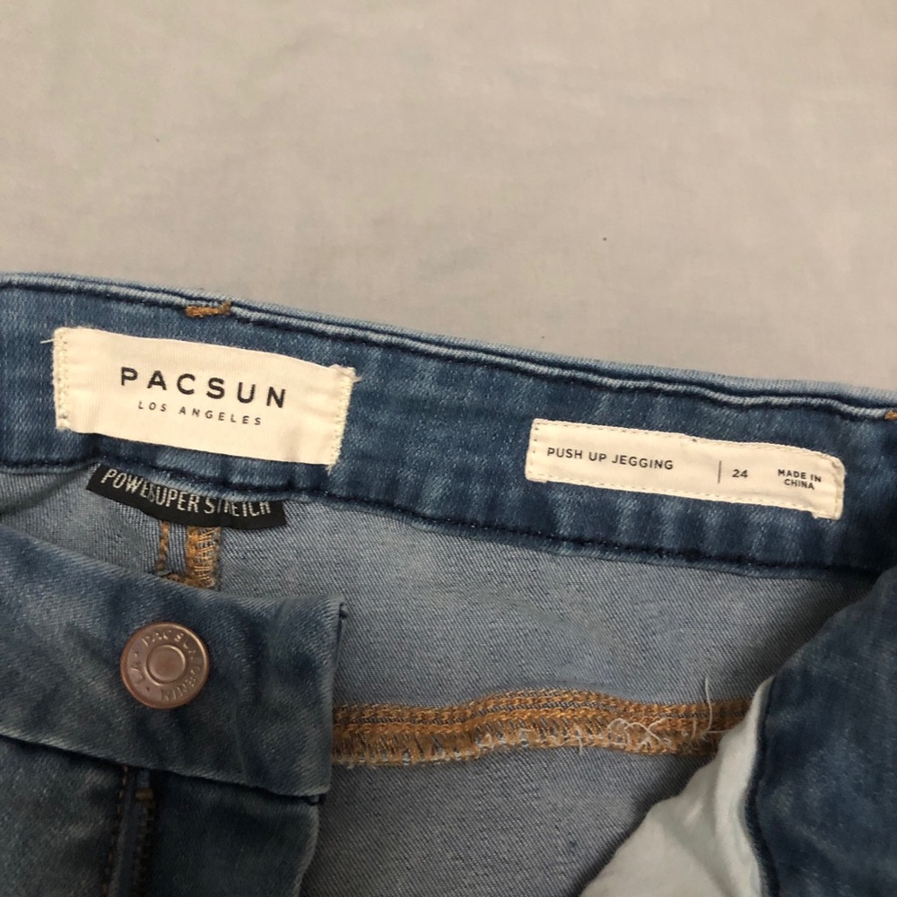 Jeans - Picture 4 of 6